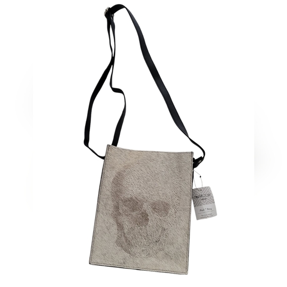 Skull Design iPad Crossbody Bag - Gray - Picture 1 of 5